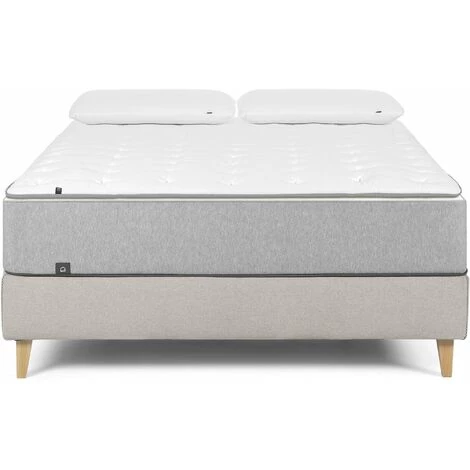Kave Home - Base De Lit Nikos Beige 150 X 190 Cm Avec Structure En Bois De Hêtre Et Fibre En Tissu Avec Traitement Anti-tâches 4 Kave Home - Base De Lit Nikos Beige 150 X 190 Cm Avec Structure En Bois De Hêtre Et Fibre En Tissu Avec Traitement Anti-tâches – Image 2