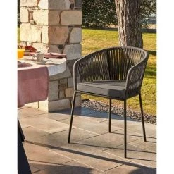 Kave Home - Chaise De Salle à Manger Yanet Noire Avec Accoudoirs En Corde En Polyester Et Pieds En Acier Noir Pour Usage Intérieur Et Extérieur - Noir 10 Kave Home - Chaise De Salle à Manger Yanet Noire Avec Accoudoirs En Corde En Polyester Et Pieds En Acier Noir Pour Usage Intérieur Et Extérieur - Noir -KAVE HOME Soldes 2022 26696336 4