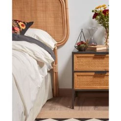 Kave Home - Table De Chevet Ketoko En Bois Massif De Sapin, Osier Et Acier Finition Noire 50 X 51 Cm - Noir 10 Kave Home - Table De Chevet Ketoko En Bois Massif De Sapin, Osier Et Acier Finition Noire 50 X 51 Cm - Noir -KAVE HOME Soldes 2022 27642406 4