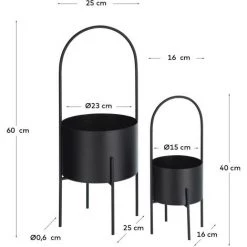 Kave Home - Lot Mash De 2 Cache-pots Ronds Avec Poignée En Métal Noir Ø 25 Cm / Ø 16,5 Cm - Noir 7 Kave Home - Lot Mash De 2 Cache-pots Ronds Avec Poignée En Métal Noir Ø 25 Cm / Ø 16,5 Cm - Noir -KAVE HOME Soldes 2022 34093517 3