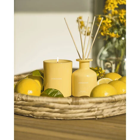 Kave Home - Bougie Parfumée Lemonade 180 Gr - Jaune 4 Kave Home - Bougie Parfumée Lemonade 180 Gr - Jaune – Image 2