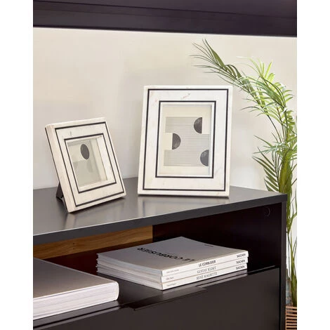 Kave Home - Cadre Photo Vittoria En Marbre Blanc Et Noir 23 X 18 Cm 4 Kave Home - Cadre Photo Vittoria En Marbre Blanc Et Noir 23 X 18 Cm – Image 2