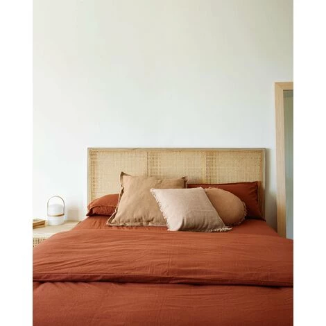 Kave Home - Table De Chevet Rexit Bois Massif Et Contreplaqué De Mindy Avec Rotin 50 X 48 Cm - Naturel 5 Kave Home - Table De Chevet Rexit Bois Massif Et Contreplaqué De Mindy Avec Rotin 50 X 48 Cm - Naturel – Image 3